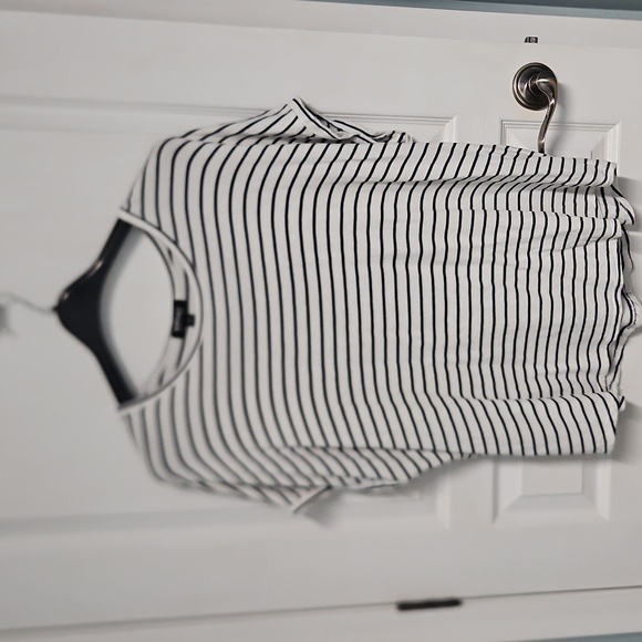 Buffalo David Bitton Oversized T-Shirt Black White Stripe Top - Womens XL - Picture 1 of 9
